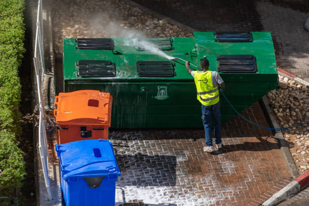 Best Pressure Washing Driveway  in Burton, MI